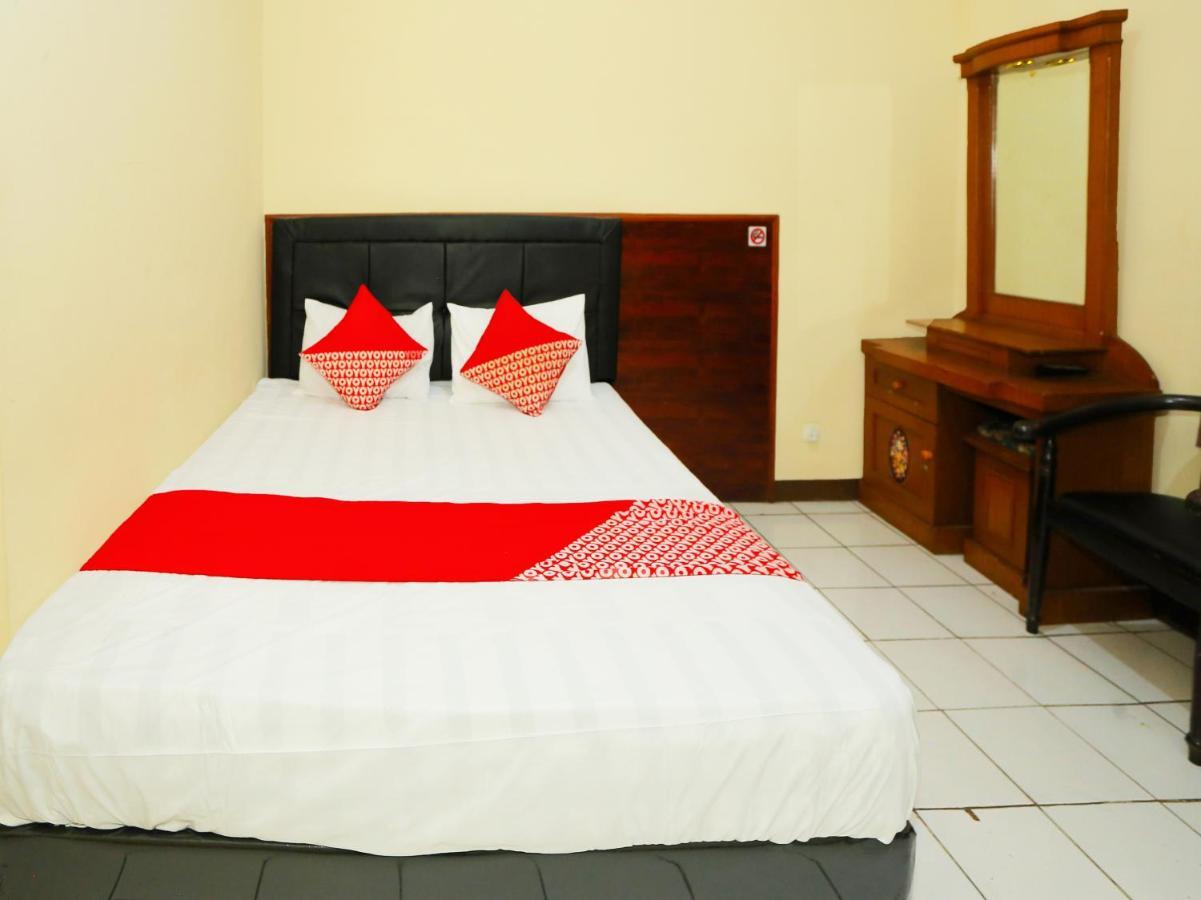 Oyo 93136 Hotel Santo Djaya 2 茂物 外观 照片